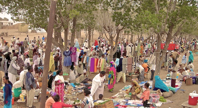 Eri Market2